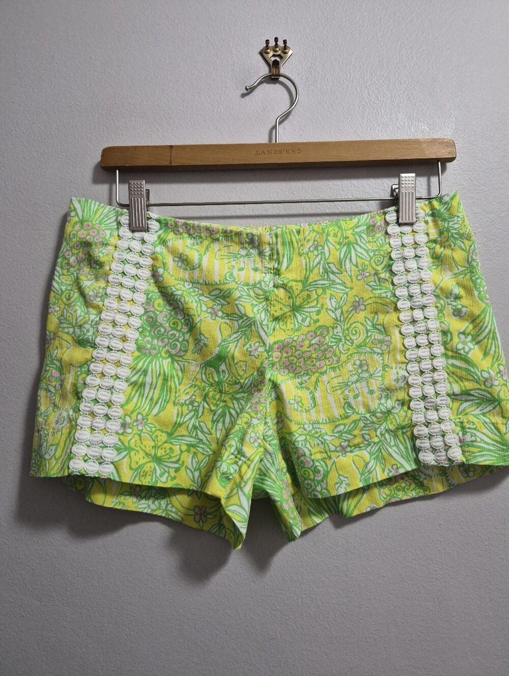 Lilly Pulitzer Liza Sweet Tart Crazy Cat House Shorts Size 4